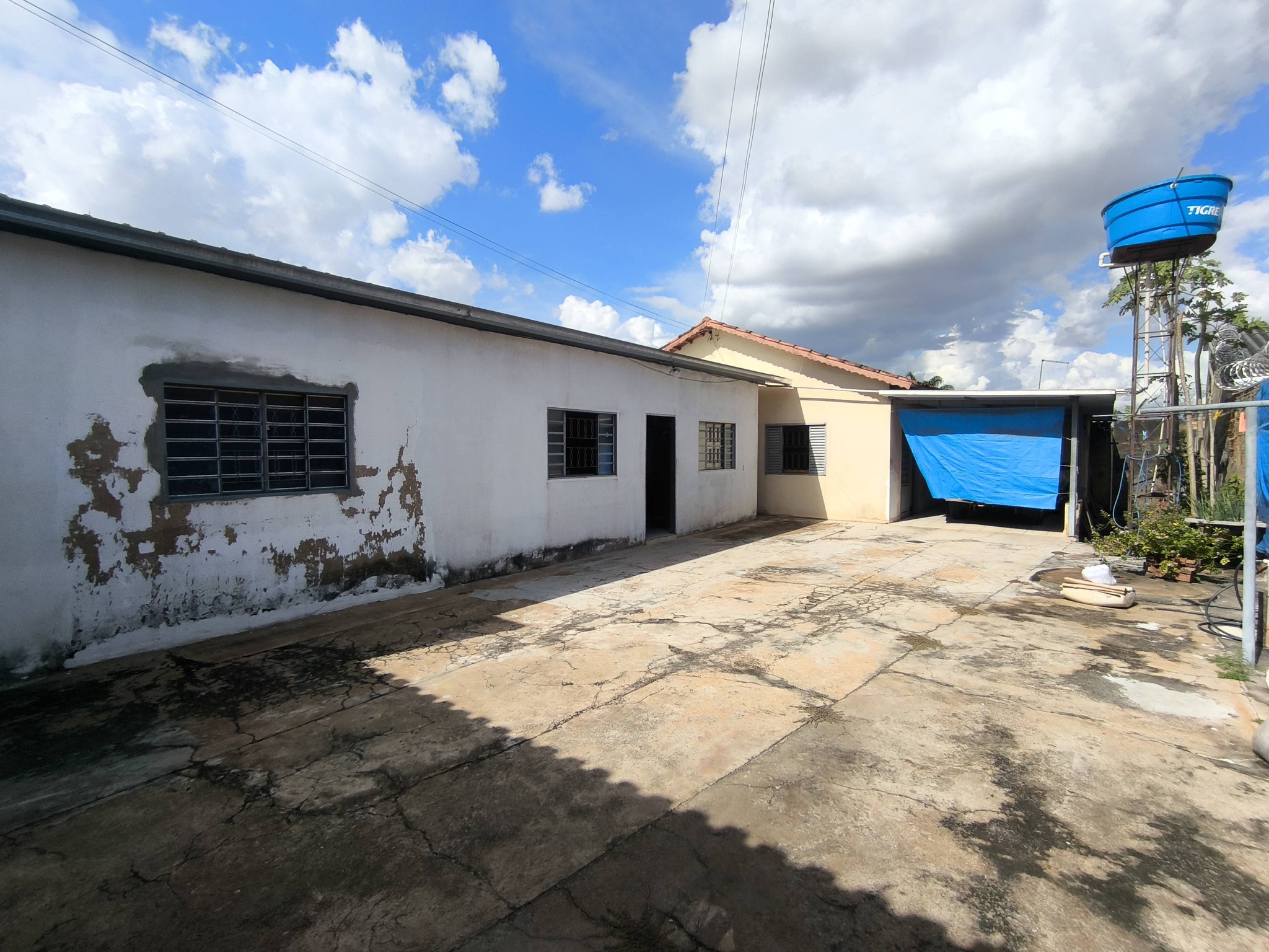 Casa, 2 quartos, 390 m² - Foto 1