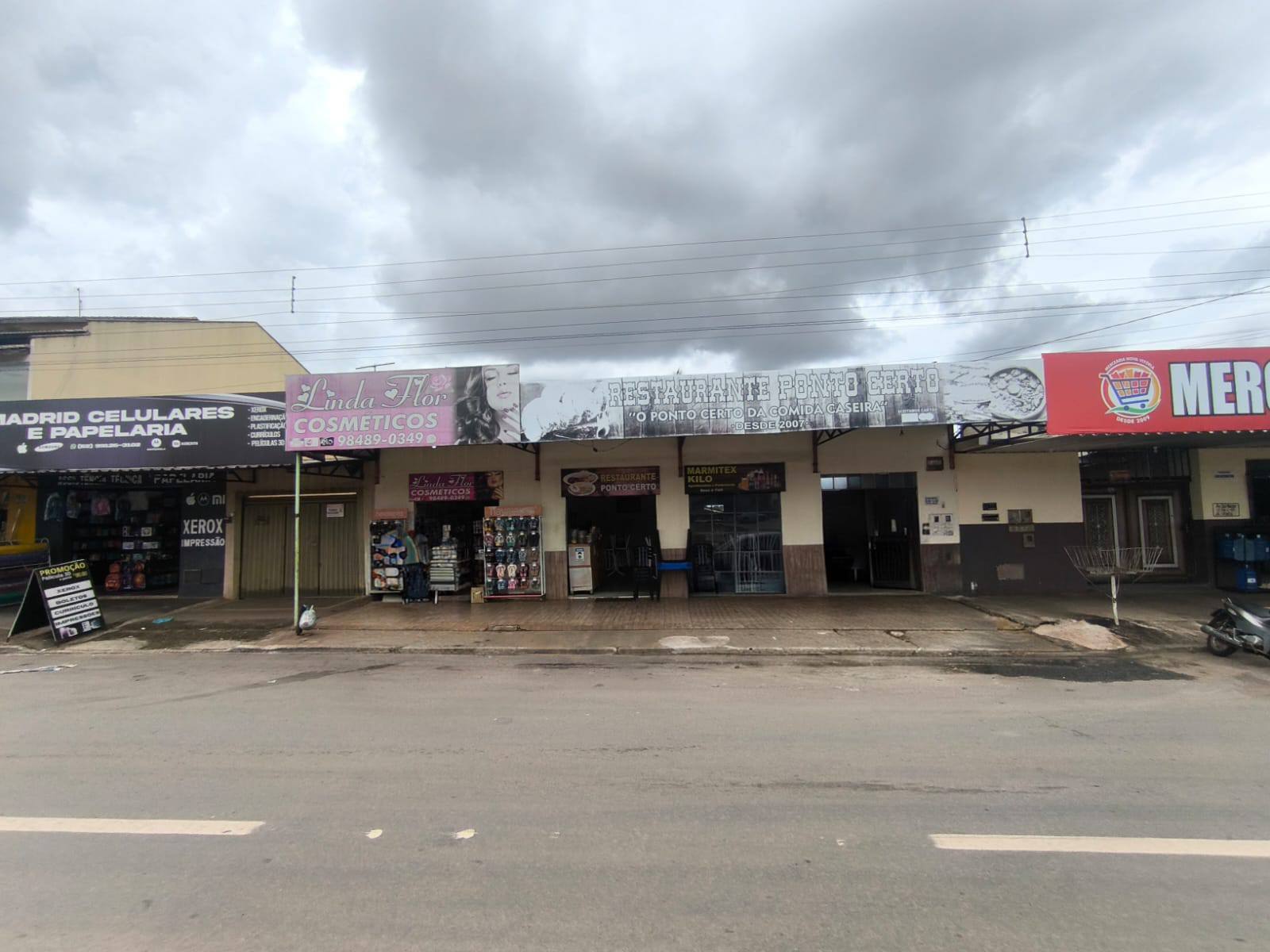 Loja-Salão, 250 m² - Foto 1