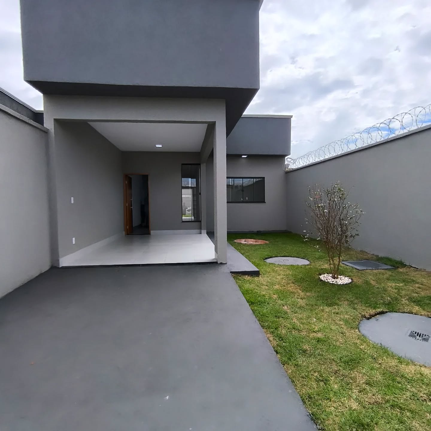 Casa, 2 quartos, 90 m² - Foto 1