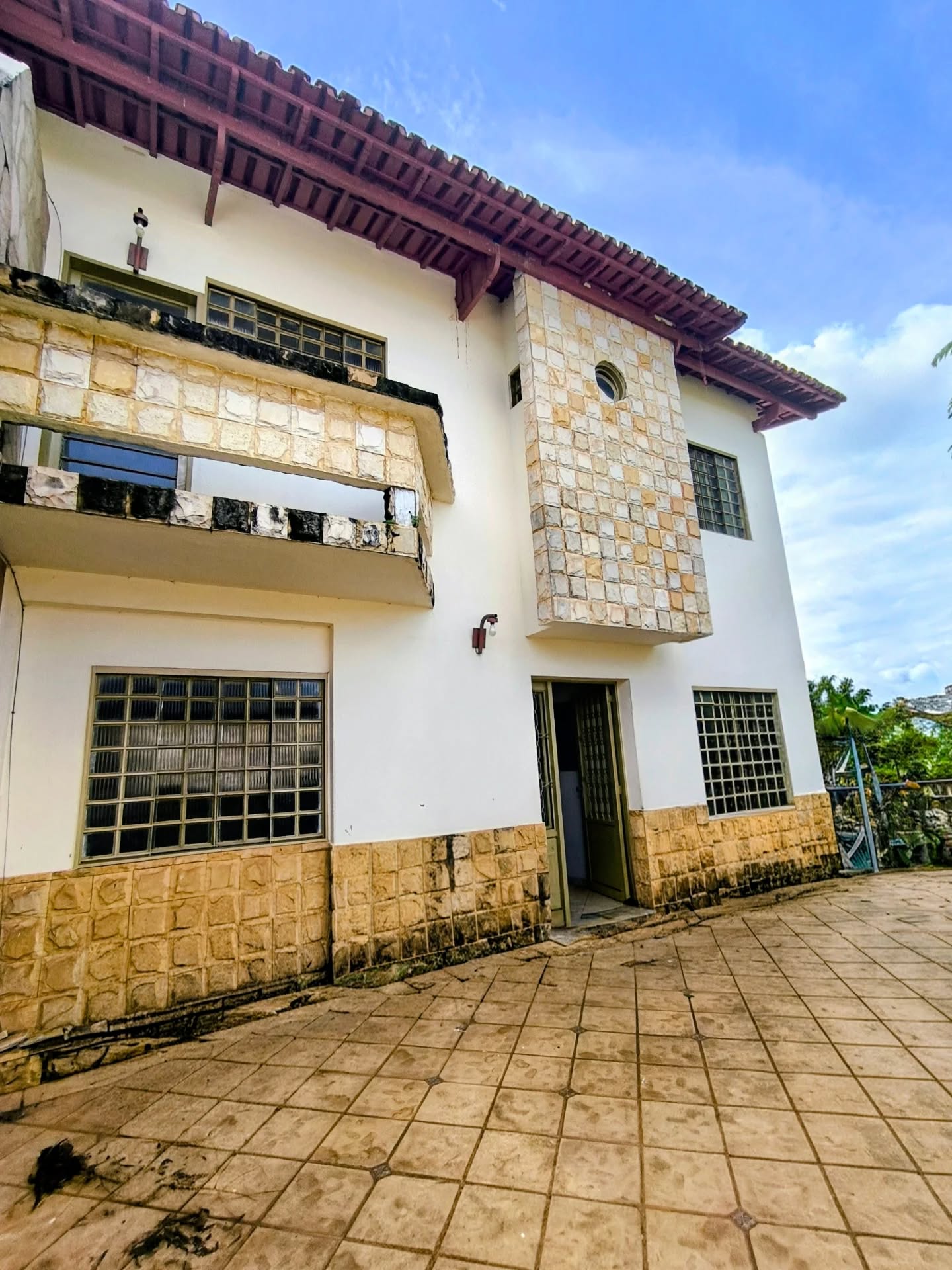 Casa, 4 quartos, 136 m² - Foto 1