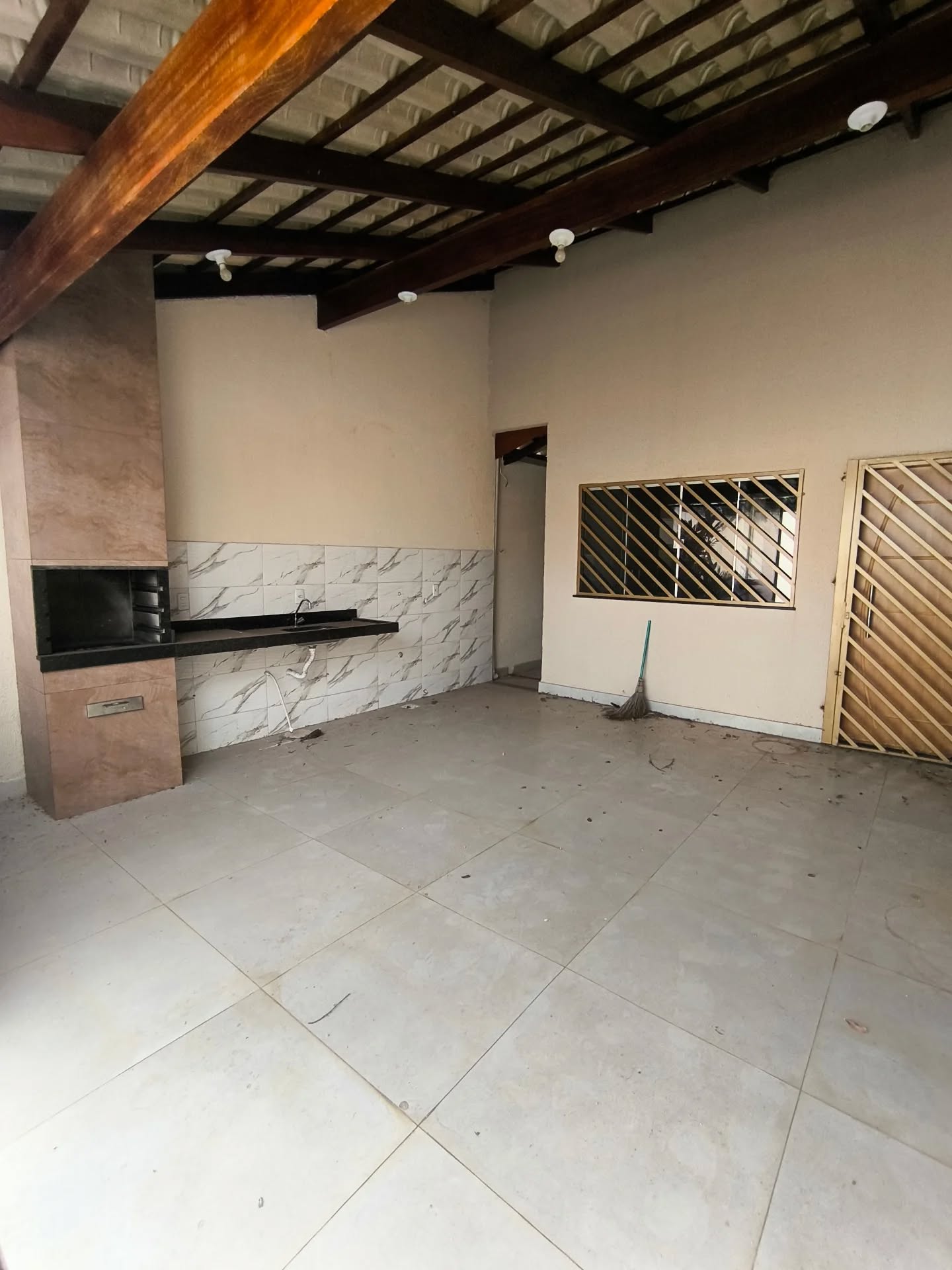 Casa, 3 quartos, 99 m² - Foto 2