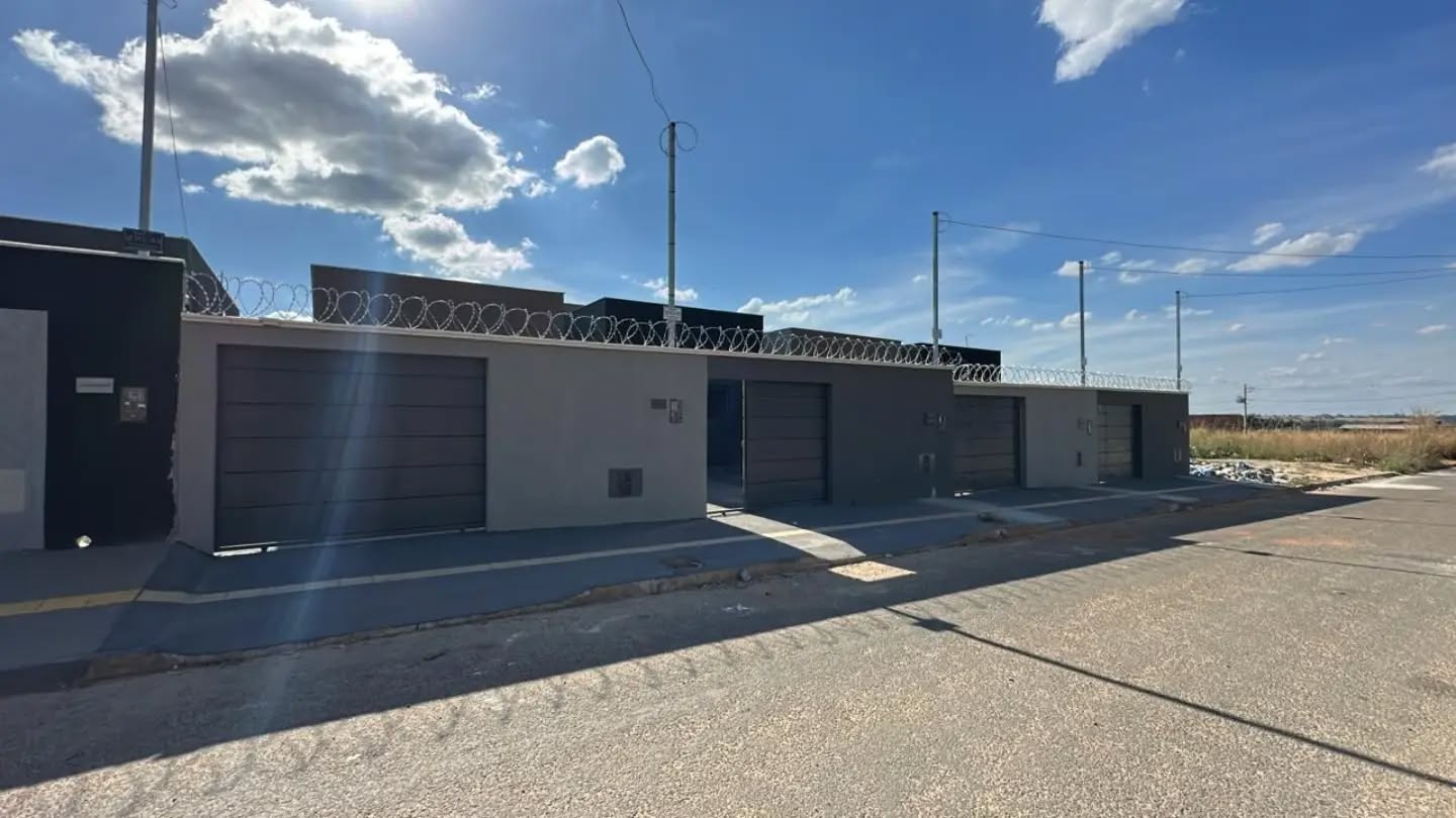 Casa, 2 quartos, 60 m² - Foto 1