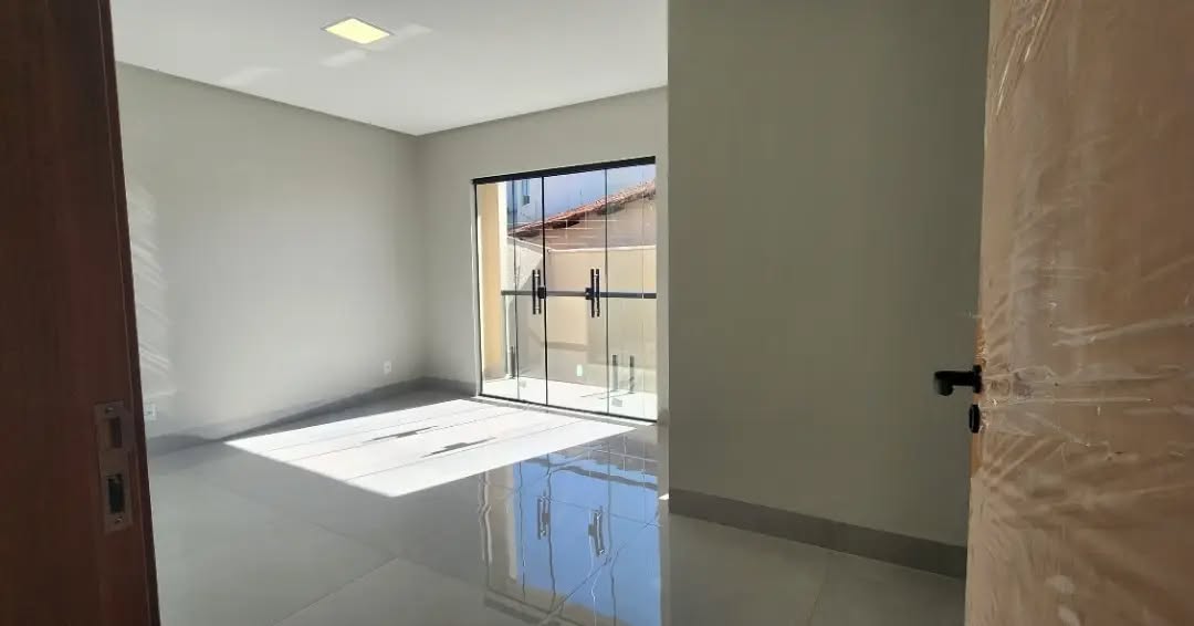 Casa, 4 quartos, 230 m² - Foto 3