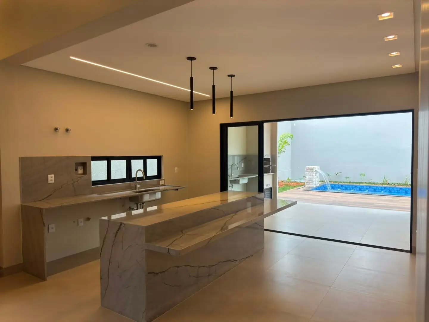 Casa, 3 quartos, 184 m² - Foto 6