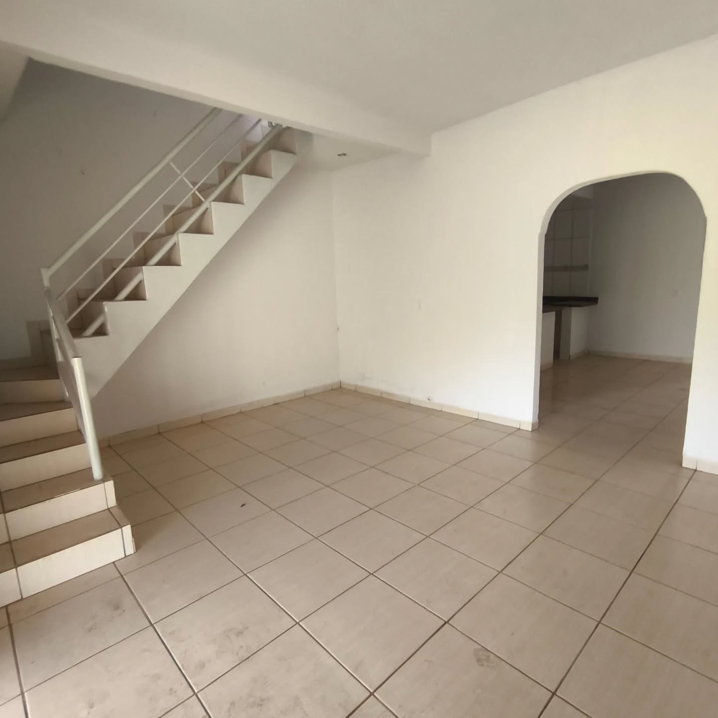 Casa, 3 quartos, 230 m² - Foto 2